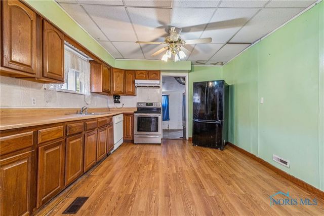 128 Harrington Avenue, Findlay, OH 45840