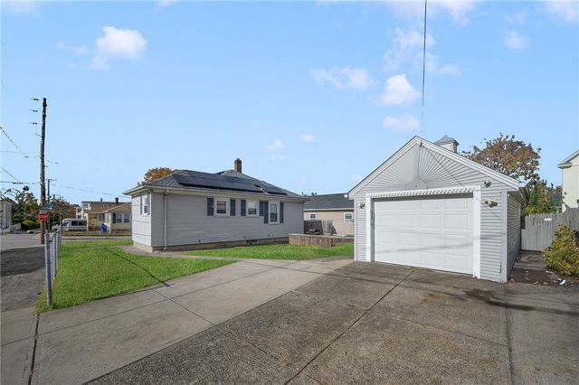 75 Larch Street, Pawtucket, RI 02860