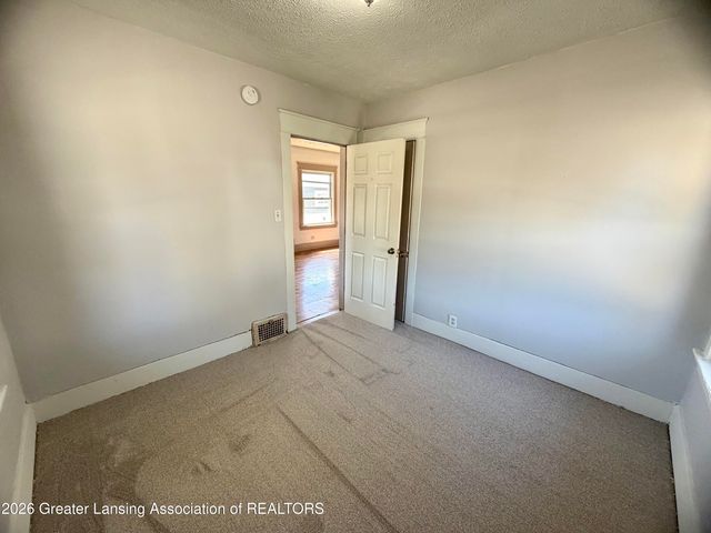 1335 N Martin Luther King Junior Boulevard, Lansing, MI 48915