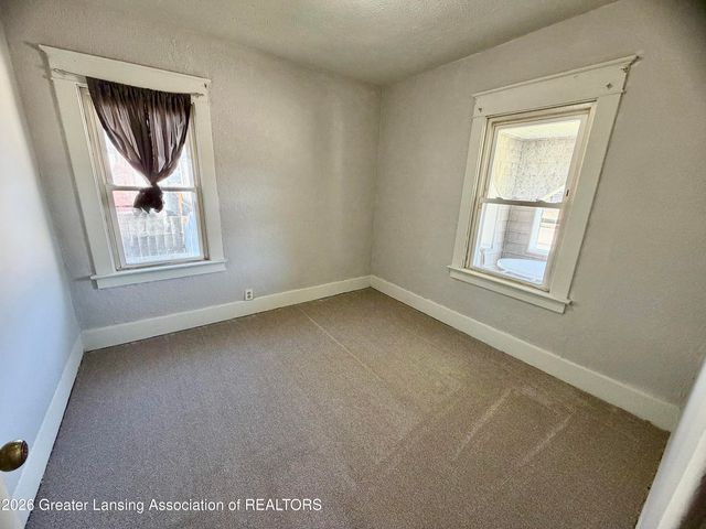 1335 N Martin Luther King Junior Boulevard, Lansing, MI 48915