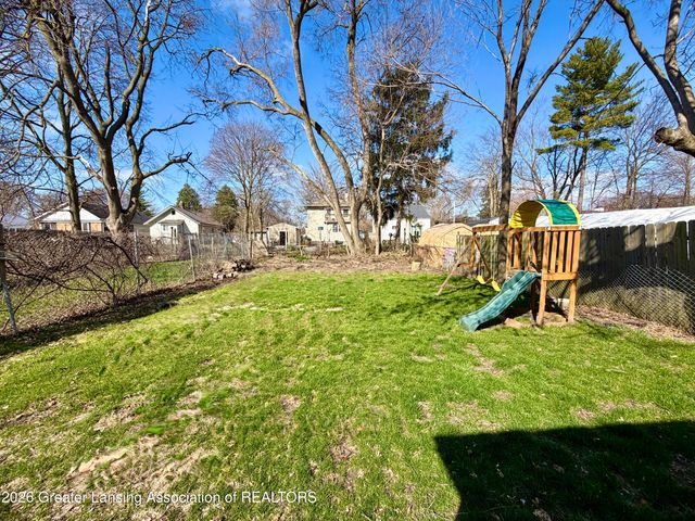 1335 N Martin Luther King Junior Boulevard, Lansing, MI 48915