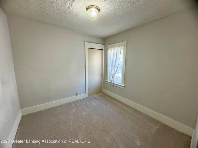 1335 N Martin Luther King Junior Boulevard, Lansing, MI 48915