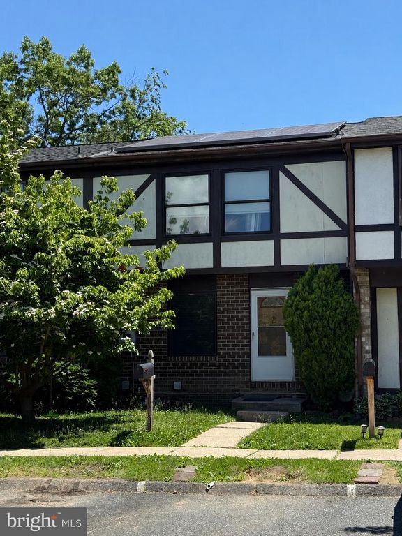 4 W ORANGE CT, Baltimore, MD 21234