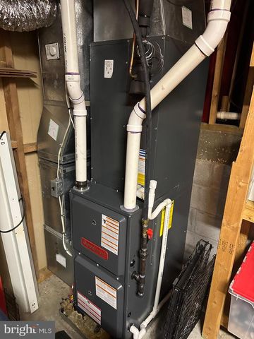 3502 PARK FALLS DR, Baltimore, MD 21236