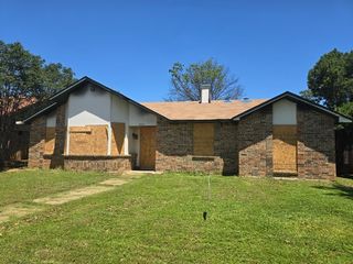 2820 Hamlett Lane, Flower Mound, TX 75028