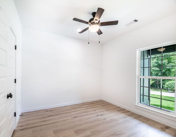 9 Romine Lane, Bella Vista, AR 72715