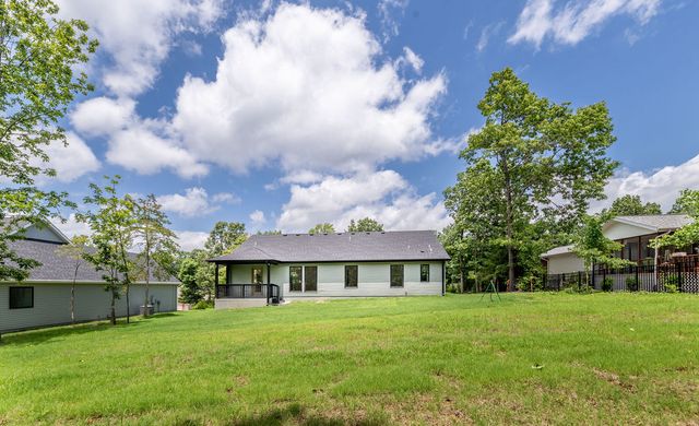 9 Romine Lane, Bella Vista, AR 72715