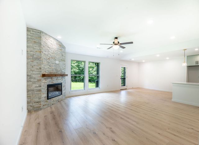 9 Romine Lane, Bella Vista, AR 72715