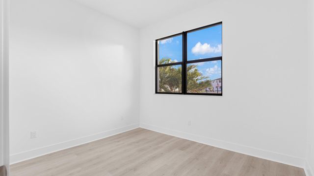 9695 St Germain Drive, Palm Beach Gardens, FL 33412