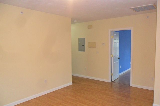 848 Waverly St 4, Framingham, MA 01702