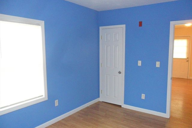 848 Waverly St 4, Framingham, MA 01702