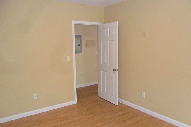 848 Waverly St 4, Framingham, MA 01702