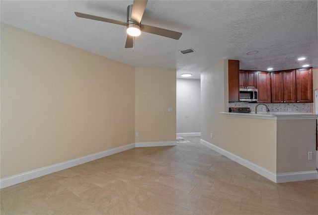 166 ALAMEDA DRIVE, Kissimmee, FL 34743
