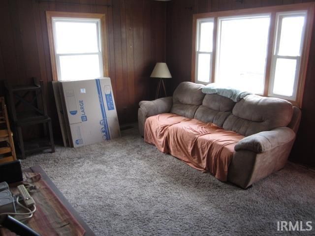 1009 Geyer Avenue, Mishawaka, IN 46544