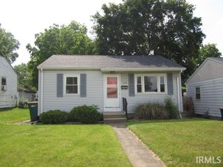 1009 Geyer Avenue, Mishawaka, IN 46544