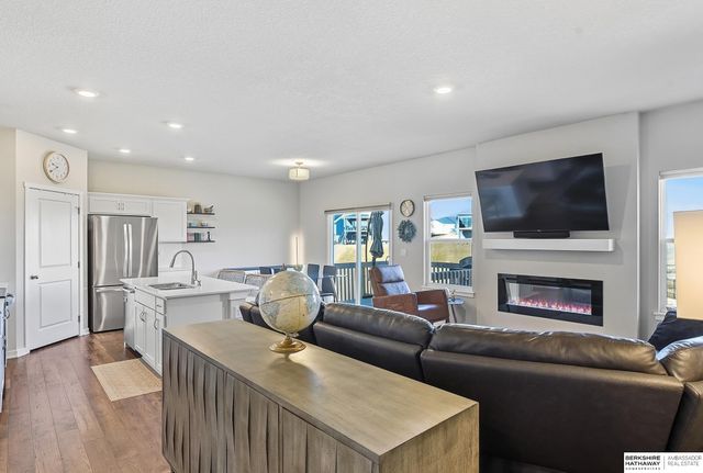 1090 Hazel Lane, Springfield, NE 68059