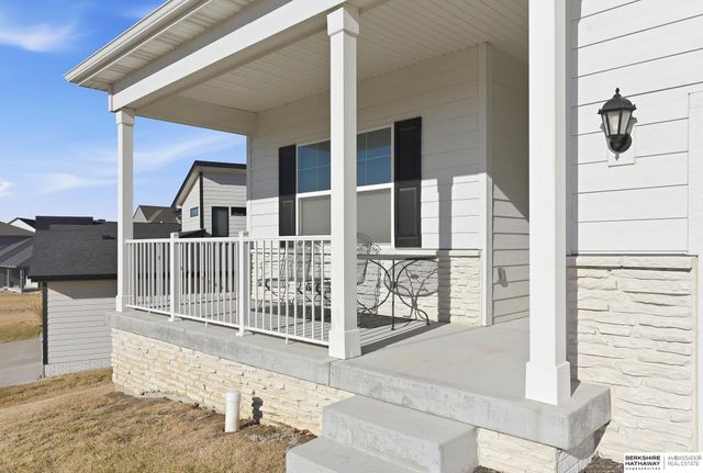 1090 Hazel Lane, Springfield, NE 68059