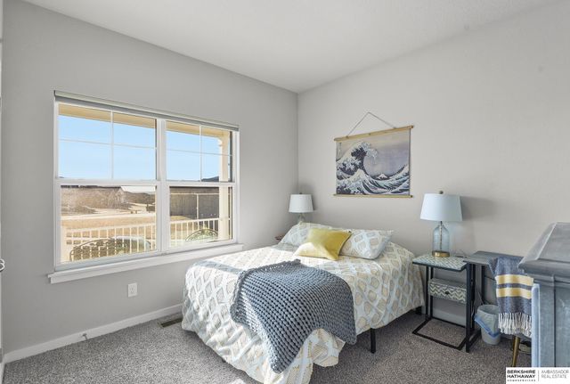 1090 Hazel Lane, Springfield, NE 68059