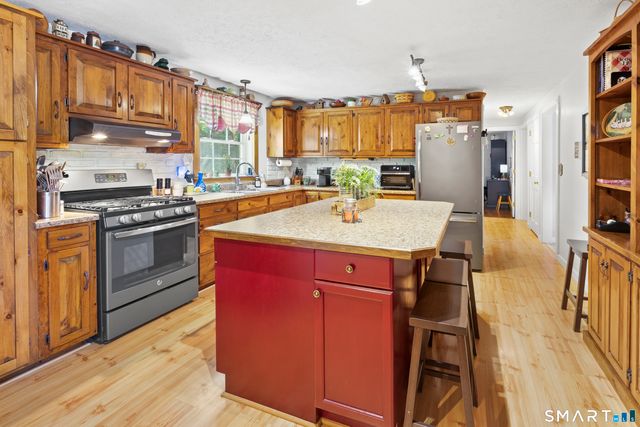 229 Woodstock Road, Woodstock, CT 06281