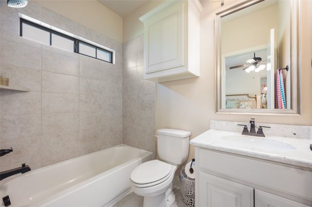 508 Ambergate Drive, Shady Shores, TX 76208
