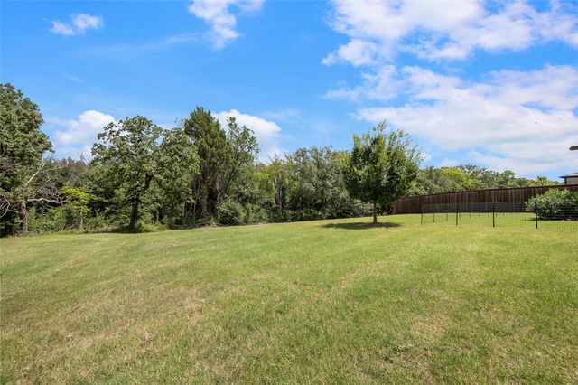 508 Ambergate Drive, Shady Shores, TX 76208