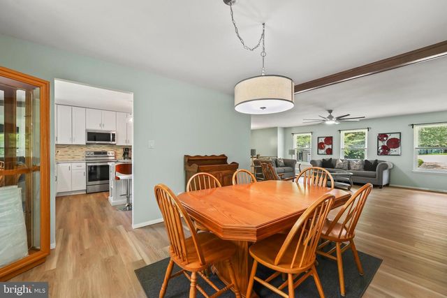 16008 FAIRWAY DR, Dumfries, VA 22025