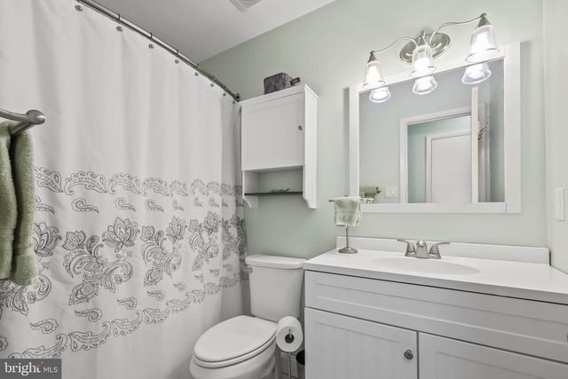 16008 FAIRWAY DR, Dumfries, VA 22025