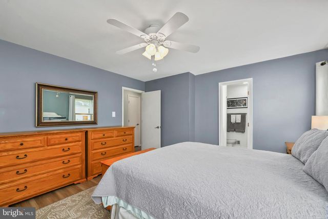 16008 FAIRWAY DR, Dumfries, VA 22025