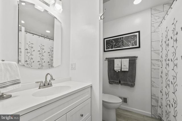 16008 FAIRWAY DR, Dumfries, VA 22025