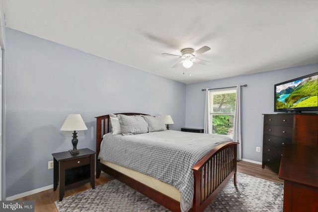 16008 FAIRWAY DR, Dumfries, VA 22025
