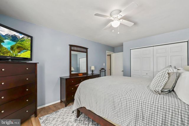 16008 FAIRWAY DR, Dumfries, VA 22025