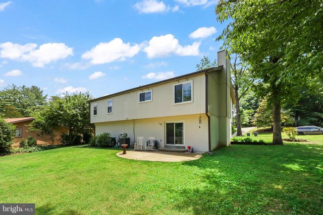 16008 FAIRWAY DR, Dumfries, VA 22025