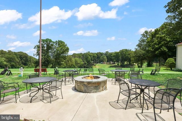 16008 FAIRWAY DR, Dumfries, VA 22025