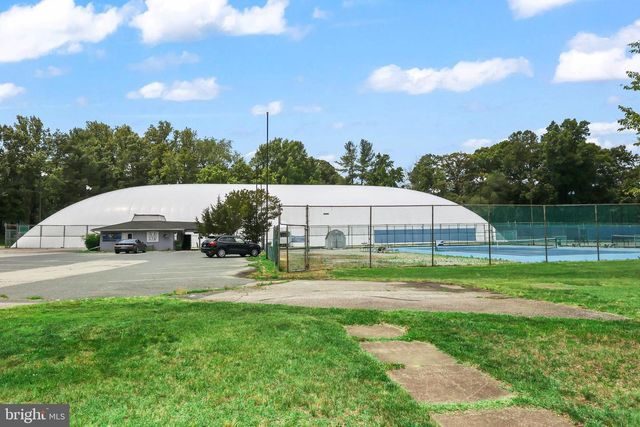16008 FAIRWAY DR, Dumfries, VA 22025