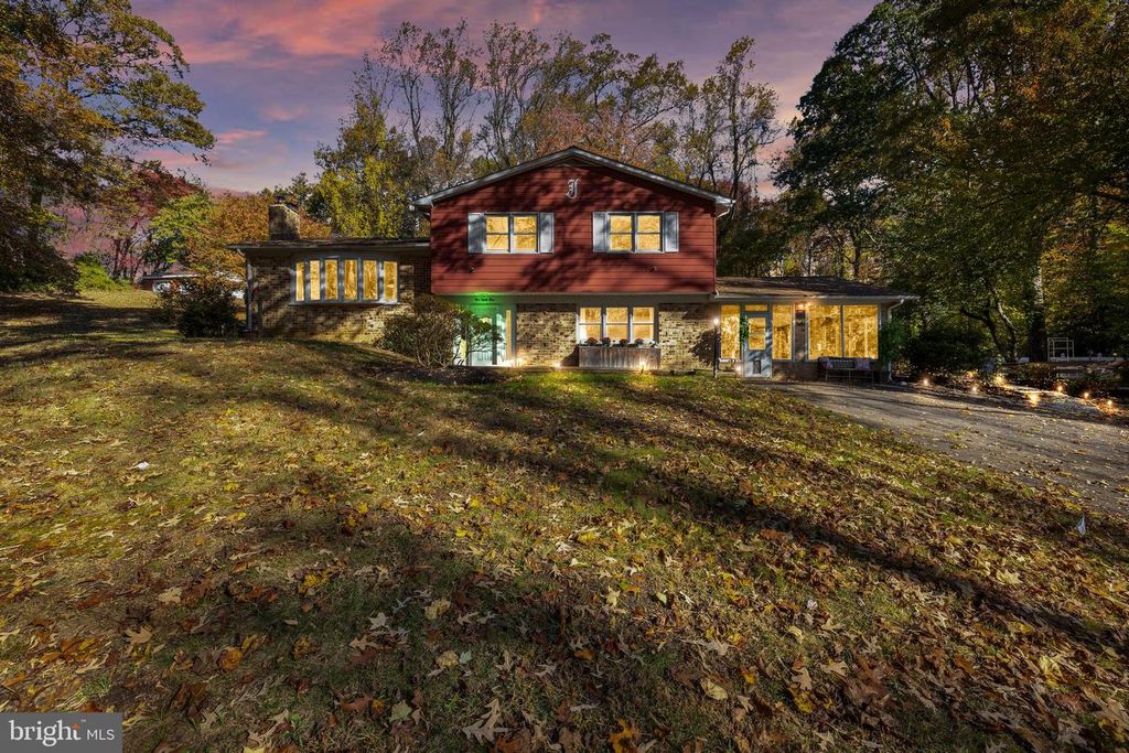 983 WAYSIDE DR, Crownsville, MD 21032