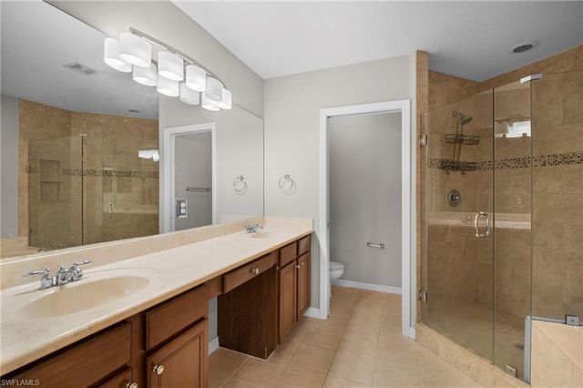 9648 Roundstone CIR, Fort Myers, FL 33967