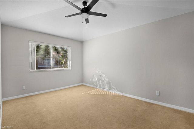 9648 Roundstone CIR, Fort Myers, FL 33967