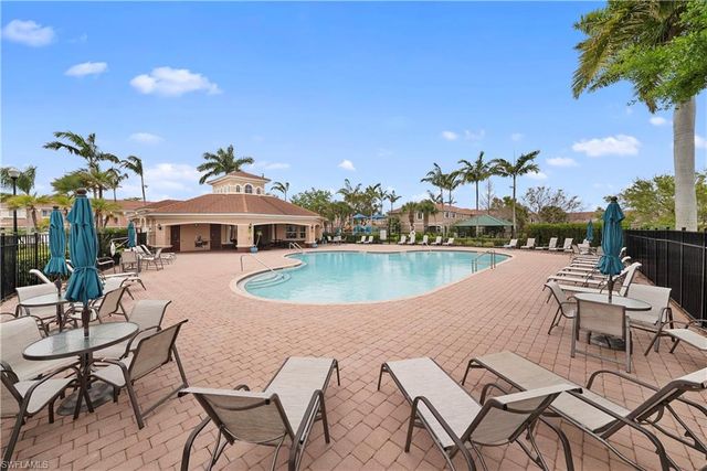 9648 Roundstone CIR, Fort Myers, FL 33967