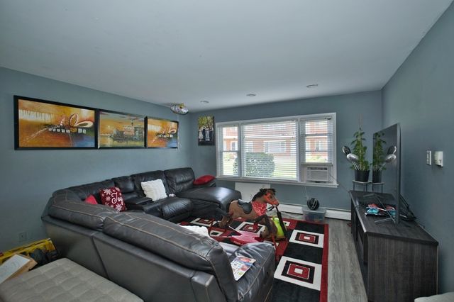 1111 E Algonquin Road 1, Arlington Heights, IL 60005