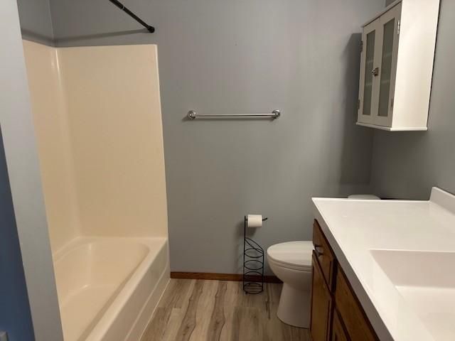 3590 Blue Jay Way 206, Eagan, MN 55123