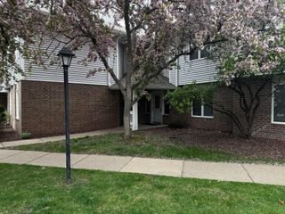 3590 Blue Jay Way 206, Eagan, MN 55123