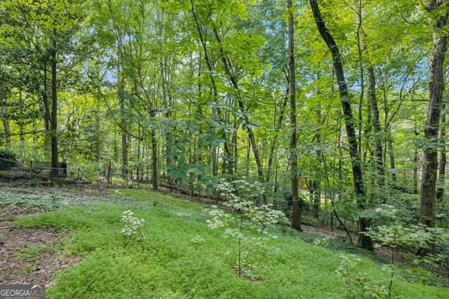 1153 Byrnwyck Court NE, Brookhaven, GA 30319