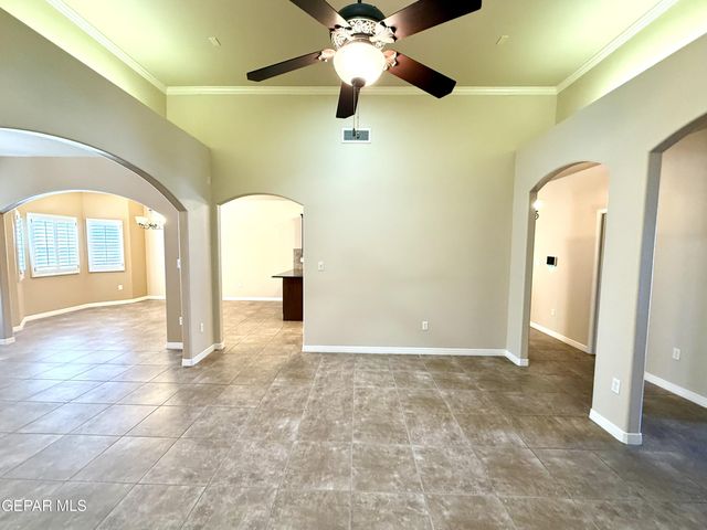 3060 SOLAR POINT Lane, El Paso, TX 79938