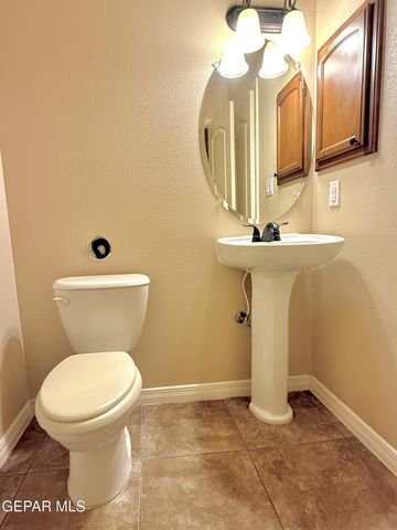 3060 SOLAR POINT Lane, El Paso, TX 79938