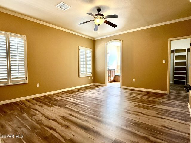 3060 SOLAR POINT Lane, El Paso, TX 79938