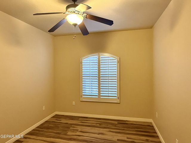 3060 SOLAR POINT Lane, El Paso, TX 79938