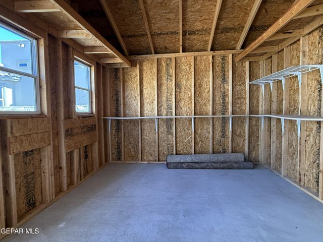 3060 SOLAR POINT Lane, El Paso, TX 79938