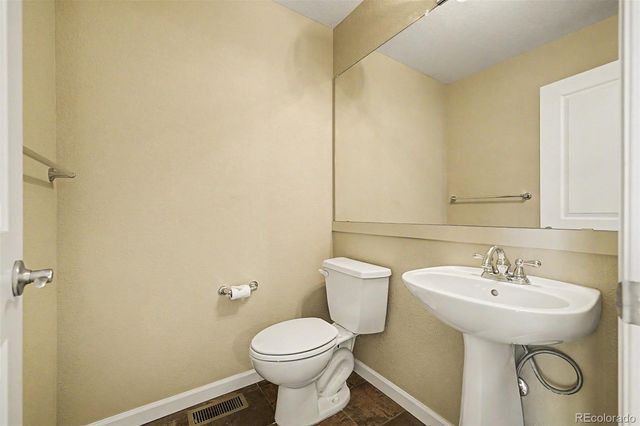450 S Reed Street, Lakewood, CO 80226