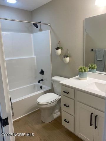 3503 Moonlit Pass, Monclova, OH 43542