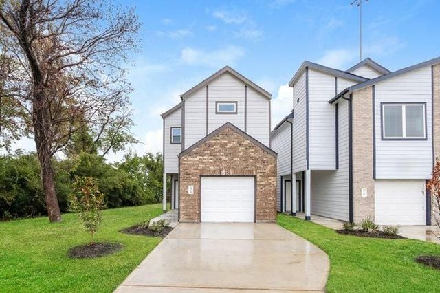 15364 Estrella East, Houston, TX 77073